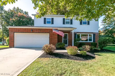 7862 Country Ct, Mentor, OH 44060