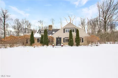 34700 Jackson Rd, Moreland Hills, OH 44022