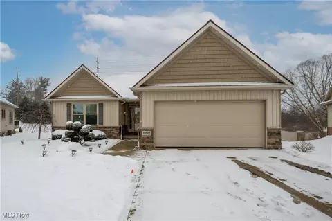 8661 Serenity Dr NW, Massillon, OH 44646