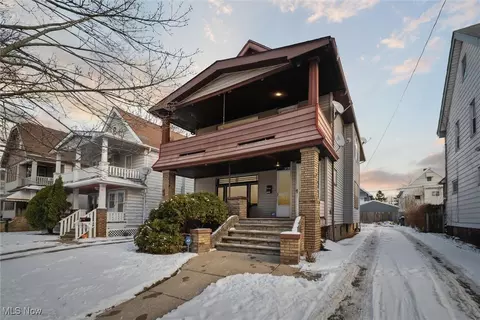 3199 W 112th St, Cleveland, OH 44111