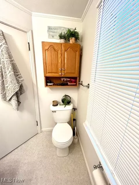 Bath - 2541 Robindale Ave, Akron, OH 44312 photo 2 of 2