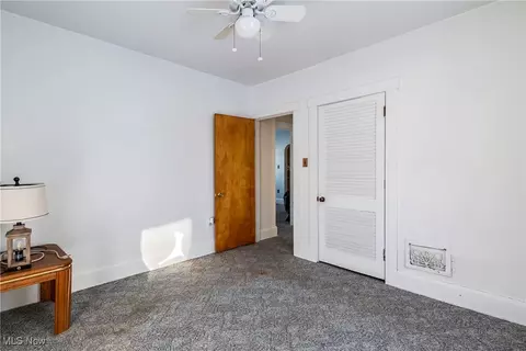 Bedroom - 385 Creed St, Struthers, OH 44471 photo 3 of 6