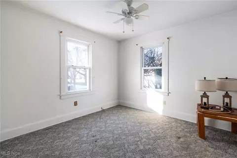 Bedroom - 385 Creed St, Struthers, OH 44471 photo 1 of 6