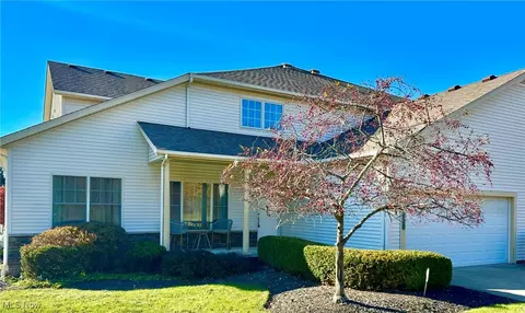 5685 Emerald Rdg UNIT C, Solon, OH 44139