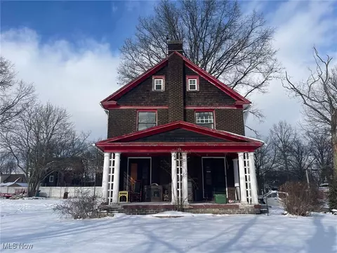 432 Lora Ave, Youngstown, OH 44504