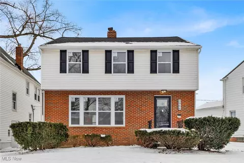 3966 Meadowbrook Blvd, University Heights, OH 44118