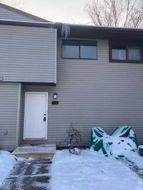 1137 Townsview Pl, Wooster, OH 44691