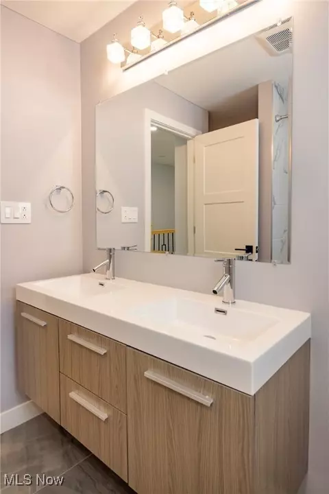 34835 Lakeview Dr, Solon, OH 44139 photo 33