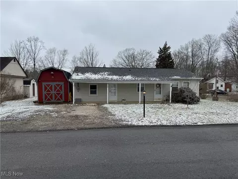 630 Neal Rd, Akron, OH 44312