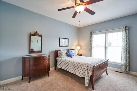 Bedroom - 10460 Thicket Trl, Doylestown, OH 44230 photo 4 of 4