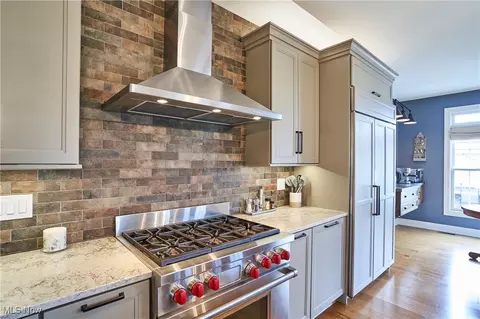 Kitchen - 10460 Thicket Trl, Doylestown, OH 44230 photo 3 of 3