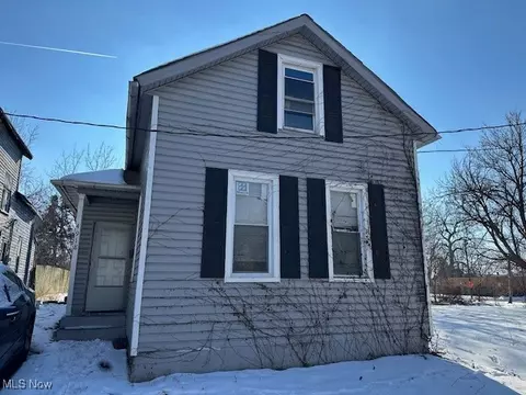 4918 Mcbride Ave, Cleveland, OH 44127