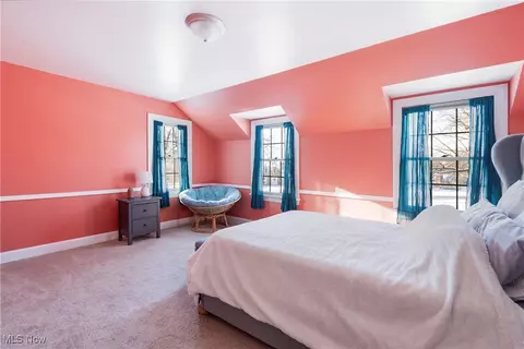 Bedroom - 5749 Gilbert Dr, Boardman, OH 44512 photo 1 of 5