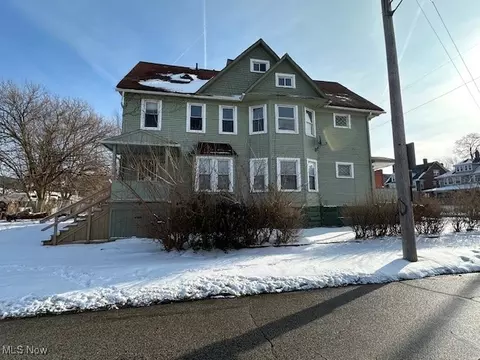 11001 Ashbury Ave, Cleveland, OH 44106