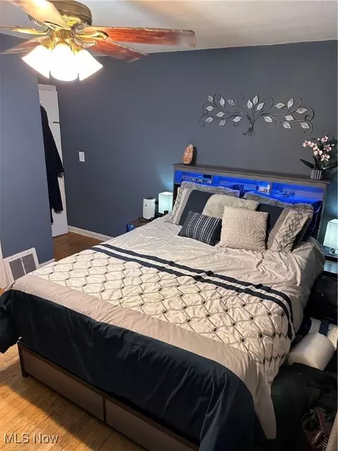 Bedroom - 1134 Bell Ave, Elyria, OH 44035 photo 2 of 5
