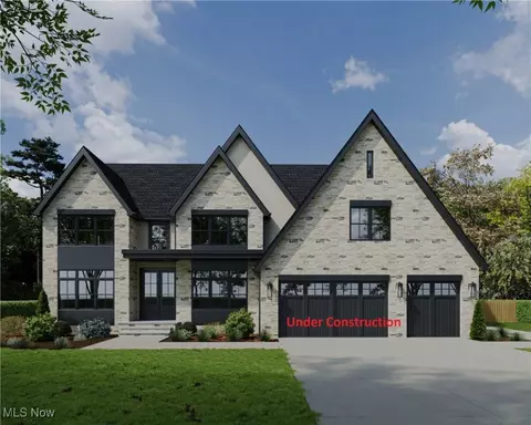 24375 Hilltop Dr, Beachwood, OH 44122
