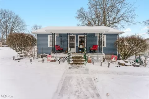829 Lafayette Ave, Niles, OH 44446
