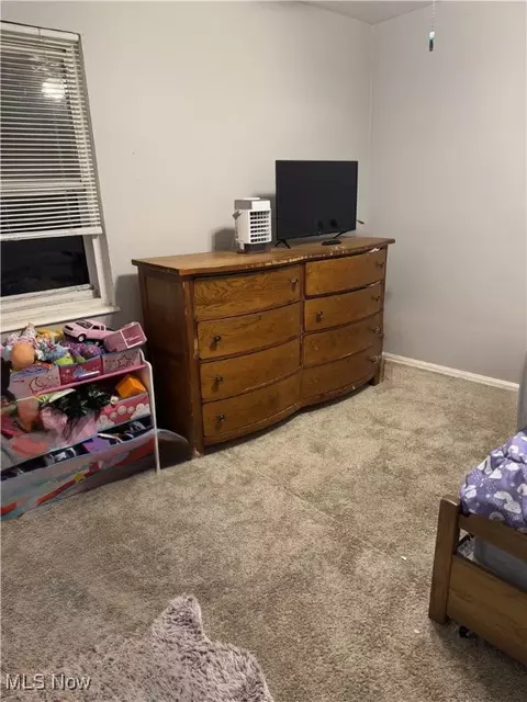 Bedroom - 601 Cornell Ave, Elyria, OH 44035 photo 2 of 8