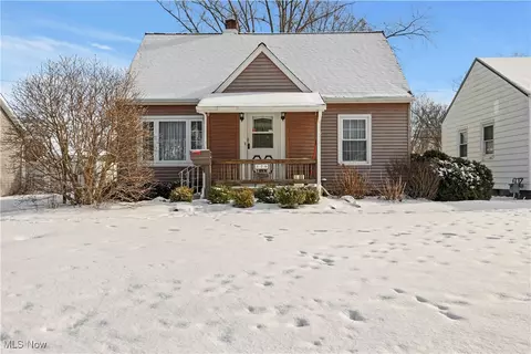 179 Fay Ave, Avon Lake, OH 44012