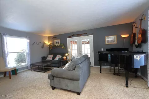 2044 Farmbrook Dr, Mansfield, OH 44904 photo 12