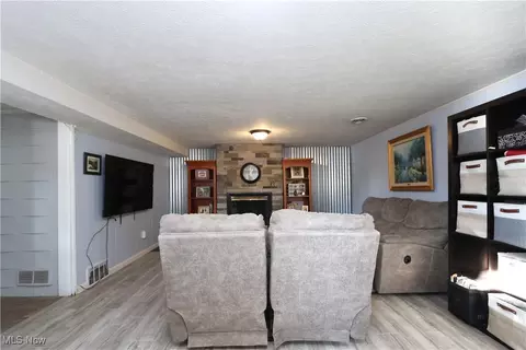 2044 Farmbrook Dr, Mansfield, OH 44904 photo 32