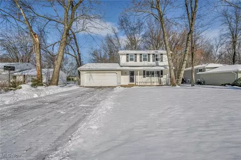 34188 Gina Dr, North Ridgeville, OH 44039