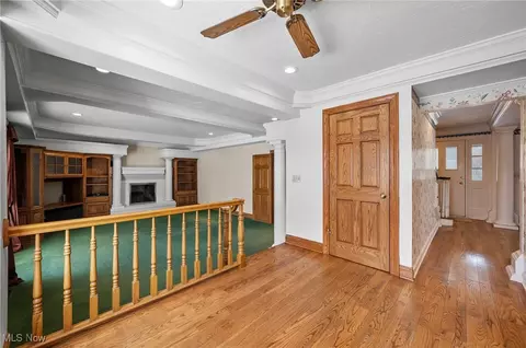 Living - 3850 Jaycox Rd, Avon, OH 44011 photo 5 of 8