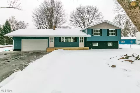 341 Hale Rd, Painesville, OH 44077