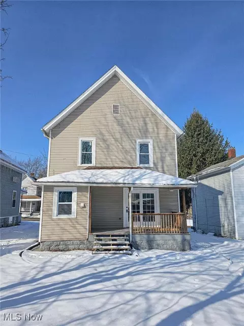 64 Poland Ave, Struthers, OH 44471 photo 4