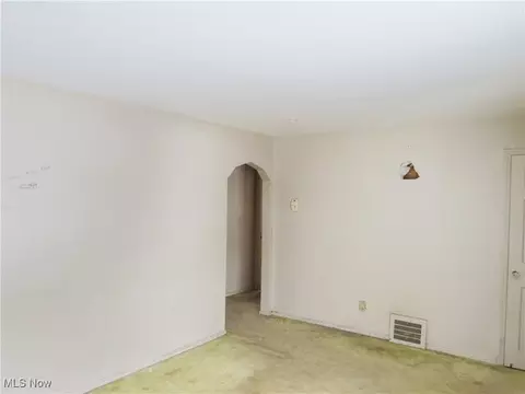 Living - 20613 Hansen Rd, Maple Heights, OH 44137 photo 2 of 4