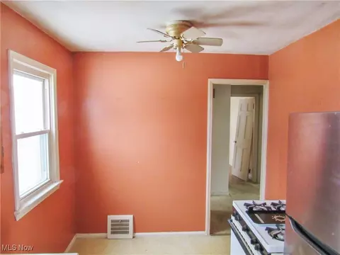 Entry Way - 20613 Hansen Rd, Maple Heights, OH 44137 photo 1 of 1