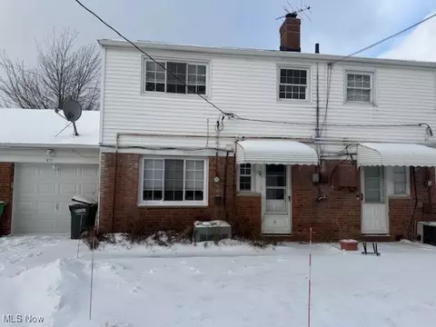 271 Buckner Dr, Euclid, OH 44123