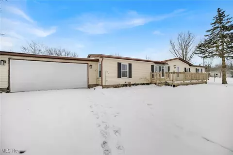 268 Stable Dr, Lagrange, OH 44050