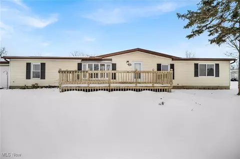268 Stable Dr, Lagrange, OH 44050 photo 2