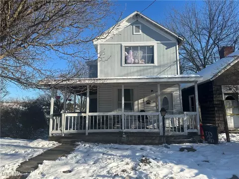 820 Lynn St, Parkersburg, WV 26101