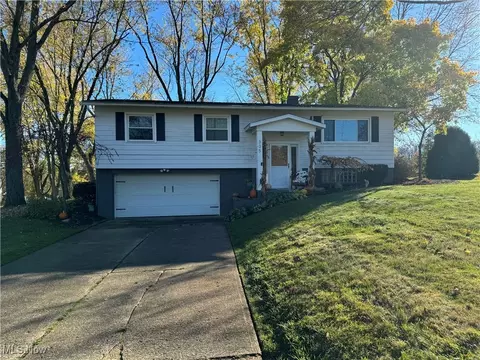 335 Reynolds Ct, Wooster, OH 44691