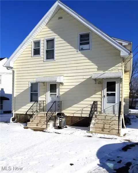894 E 239th St, Euclid, OH 44123 photo 5