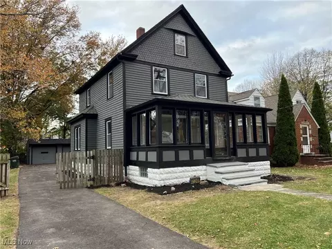 21349 Lake Shore Blvd, Euclid, OH 44123