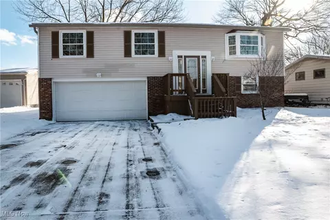 158 Morningside Rd, Niles, OH 44446