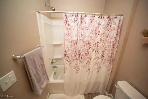 125 Springvale Dr, Amherst, OH 44001 photo 34