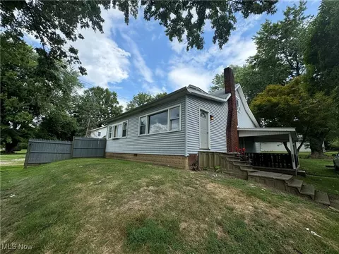 1920 S River Rd, Zanesville, OH 43701