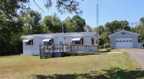 2345 Potts Ln, Zanesville, OH 43701