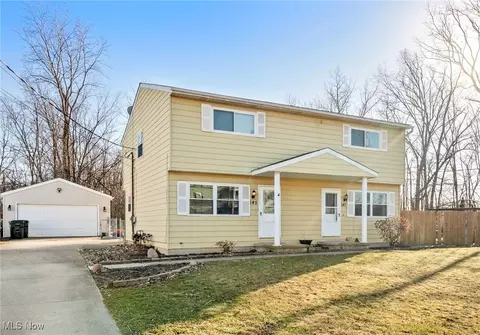 145-147 Riveredge Pkwy, Berea, OH 44017