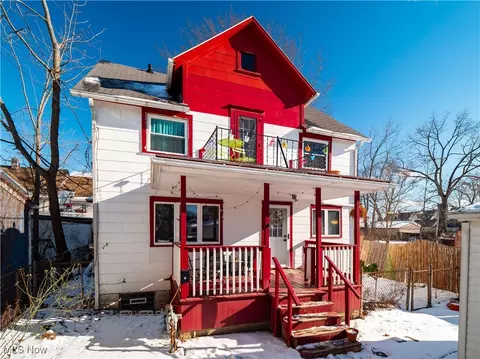 1561 Newman Ave, Lakewood, OH 44107