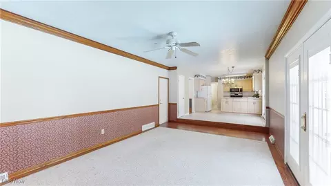 Living - 37555 Fox Run Dr, Solon, OH 44139 photo 7 of 7