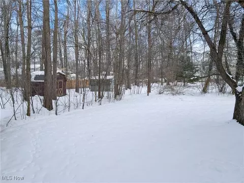Exterior - 37555 Fox Run Dr, Solon, OH 44139 photo 7 of 9