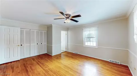 Bedroom - 37555 Fox Run Dr, Solon, OH 44139 photo 2 of 8