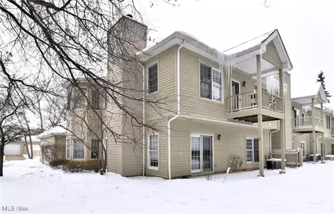 445 Eagle Trce, Mayfield Heights, OH 44124