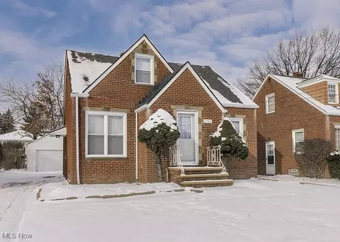1740 E 230th St, Euclid, OH 44117