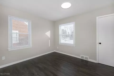 1740 E 230th St, Euclid, OH 44117 photo 12